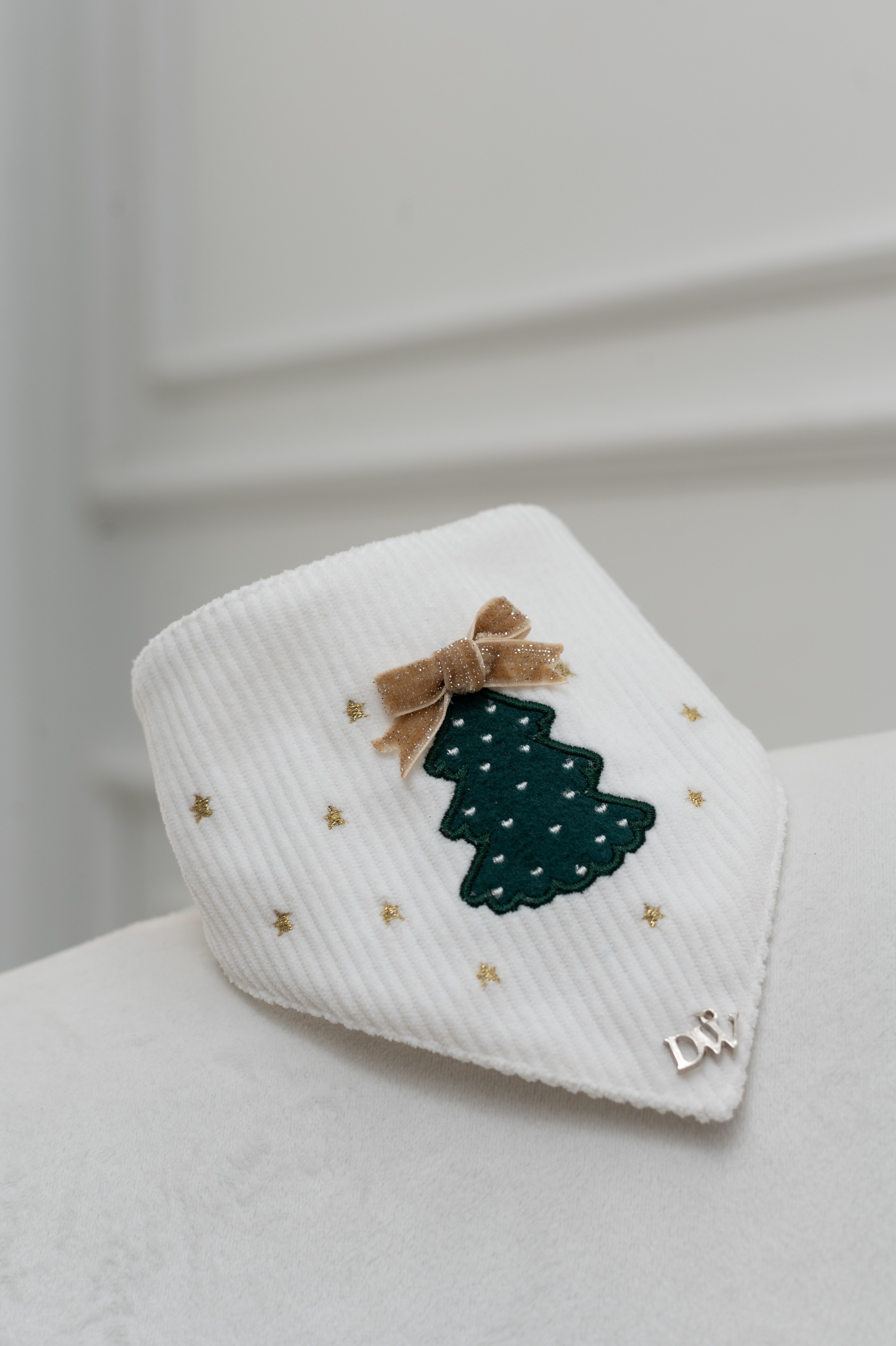 BANDANA CHRISTMAS TREE